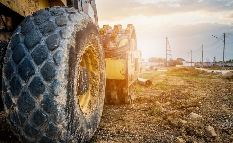 Tips for Finding the Right Heavy Equipment for Your Project