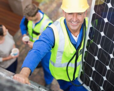Helpful Tips for Installing Solar Panels at Home
